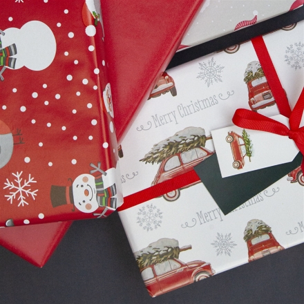 Gavepapir LWC 70gr 70cmx5m 4 ass