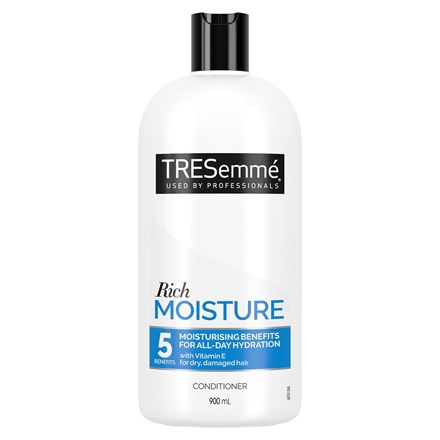 TRESemmé Rich Moisture Conditioner 900 ml